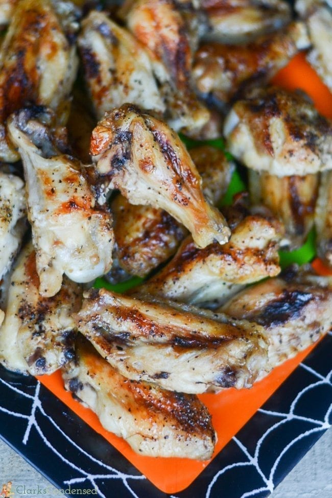 Easy and Crispy Oven Baked Chicken Wings Recipe